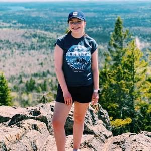 Meet your Posher, Monique